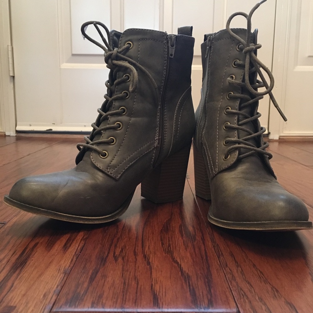 Mossimo Supply Co heeled lace up boots